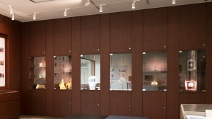 寄贈品展示スペース.jpg 寄贈品展示スペース.jpg
